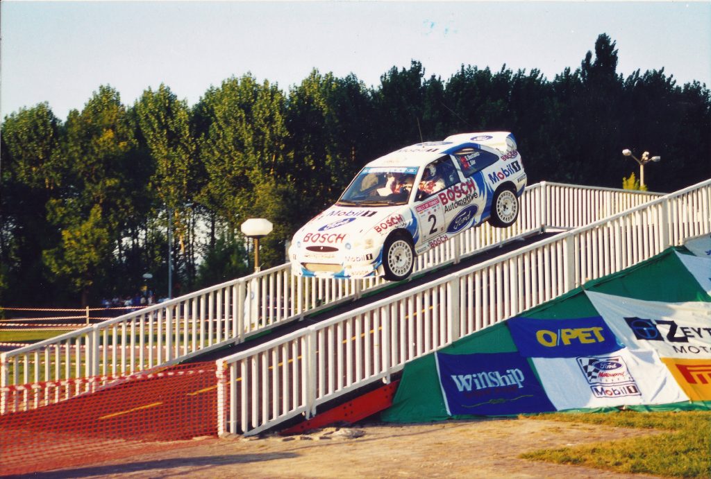 22ee-1024x691 Serdar Bostancı 50 yıllık tutkusuyla Türk otomobil sporlarının efsanesini yazıyor