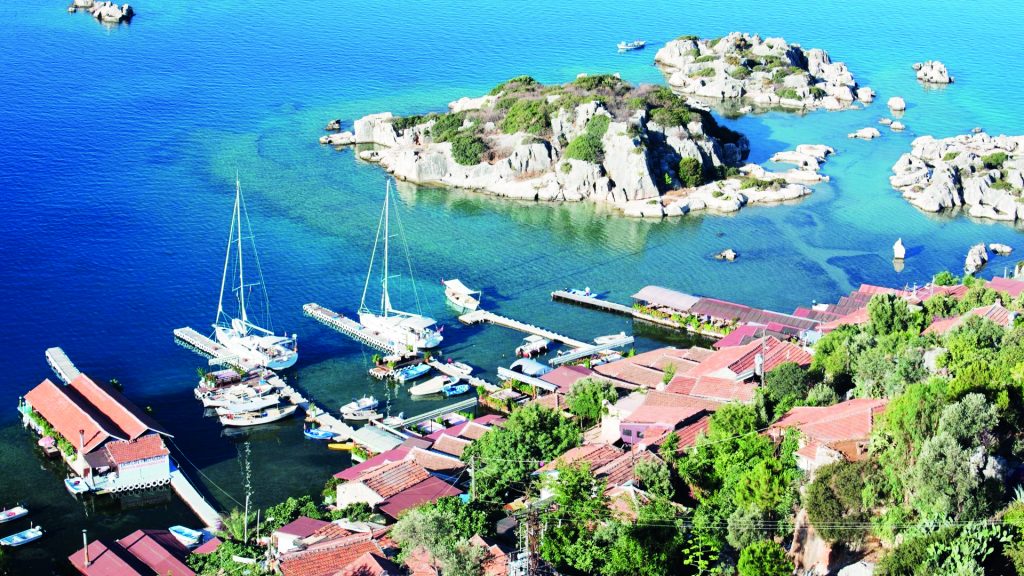 Kalekoy-1024x576 Tarihle iç içe 5 sessiz balıkçı kasabası